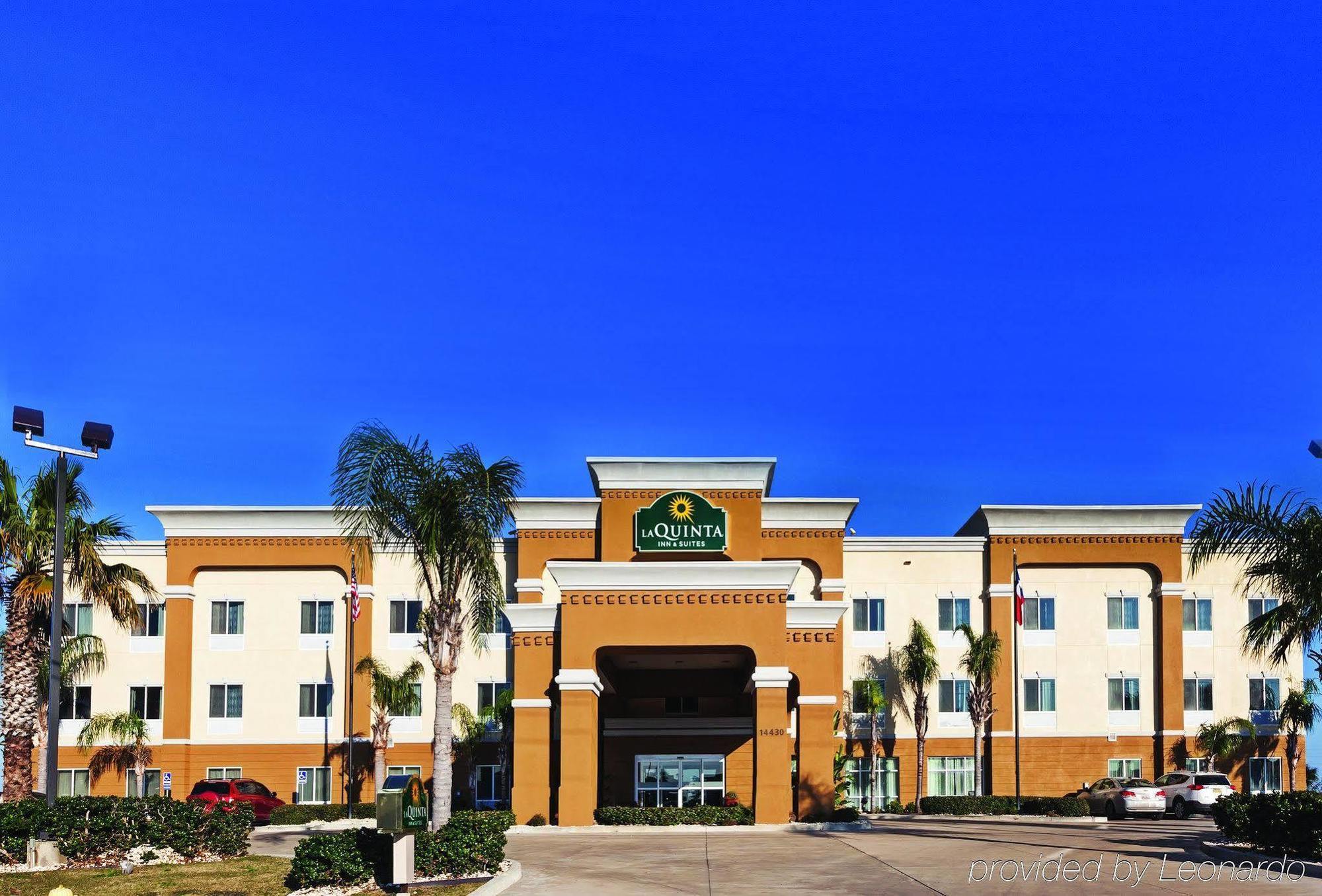 La Quinta By Wyndham Corpus Christi-N Padre Isl. Hotel Exterior photo